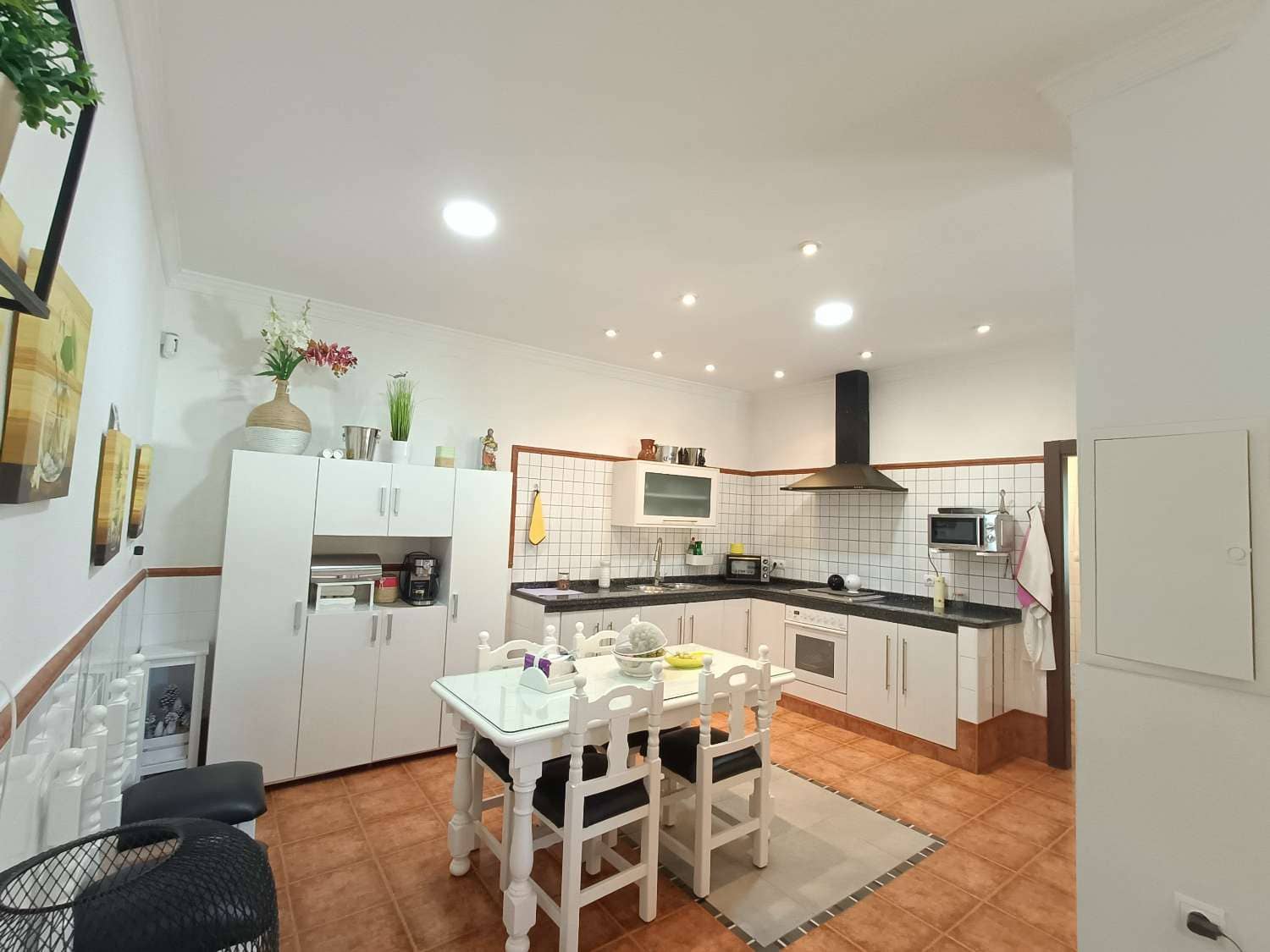 9 Zimmer Finca/Landgut zu verkaufen in Loja mit Pool Garage - 650.000 € (Ref: 10145718)