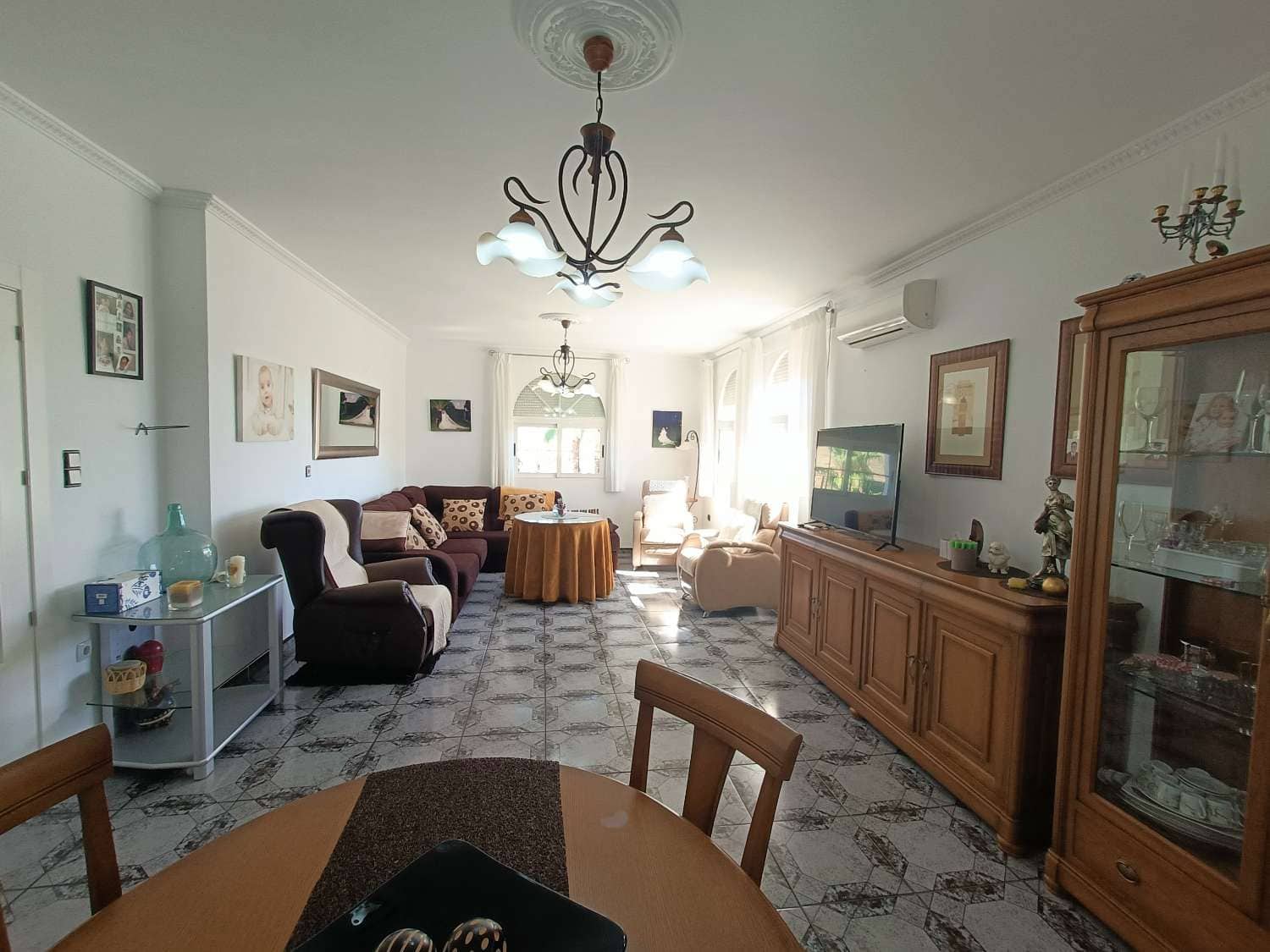 9 Zimmer Finca/Landgut zu verkaufen in Loja mit Pool Garage - 650.000 € (Ref: 10145718)