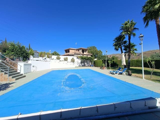 9 Zimmer Finca/Landgut zu verkaufen in Loja mit Pool Garage - 650.000 € (Ref: 10145718)