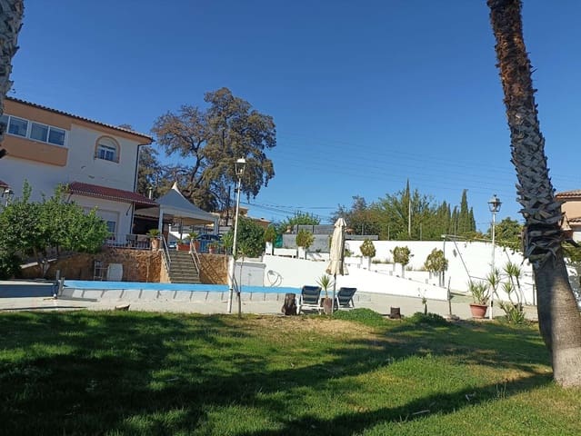9 Zimmer Finca/Landgut zu verkaufen in Loja mit Pool Garage - 650.000 € (Ref: 10145718)