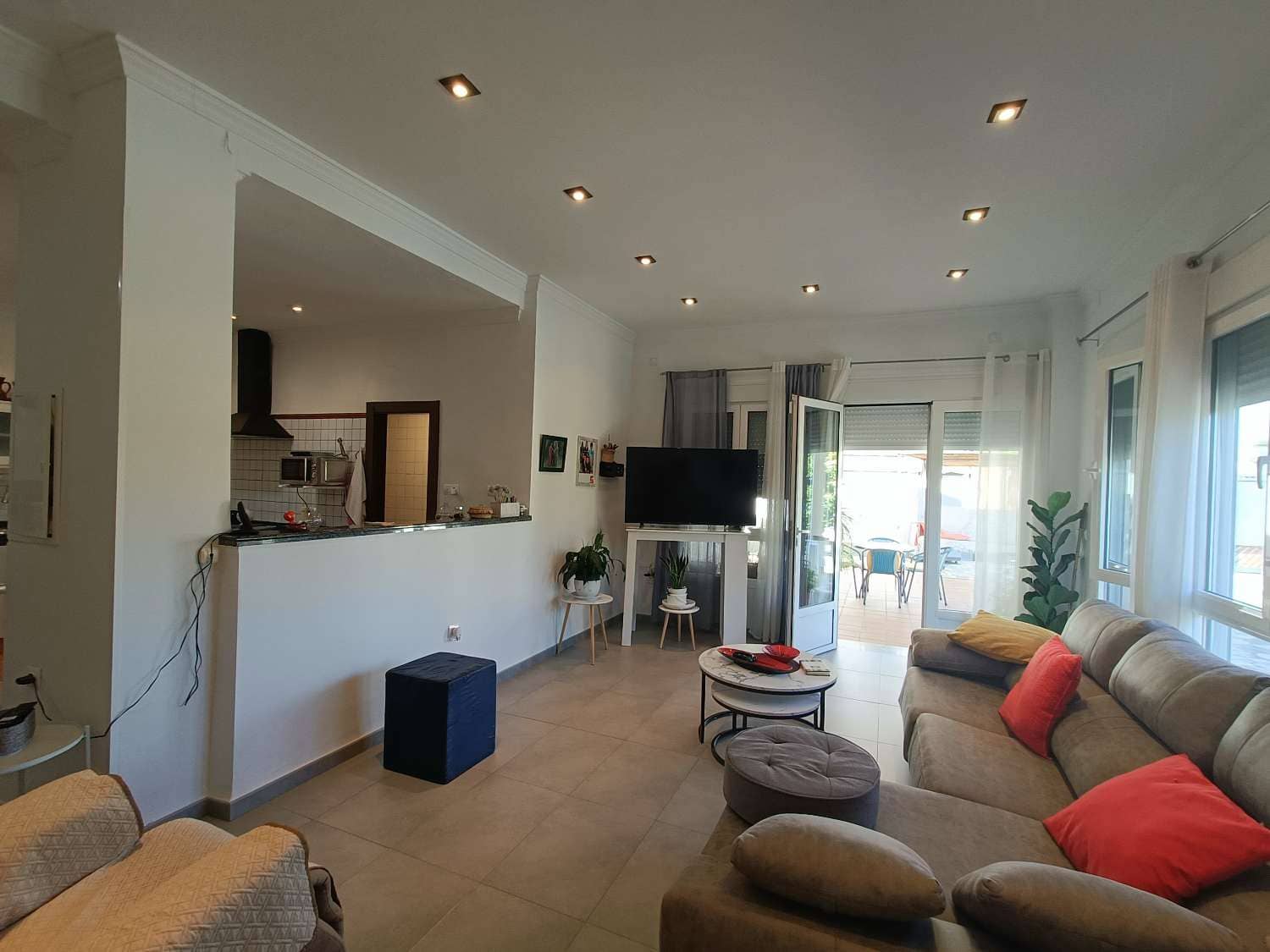 9 Zimmer Finca/Landgut zu verkaufen in Loja mit Pool Garage - 650.000 € (Ref: 10145718)