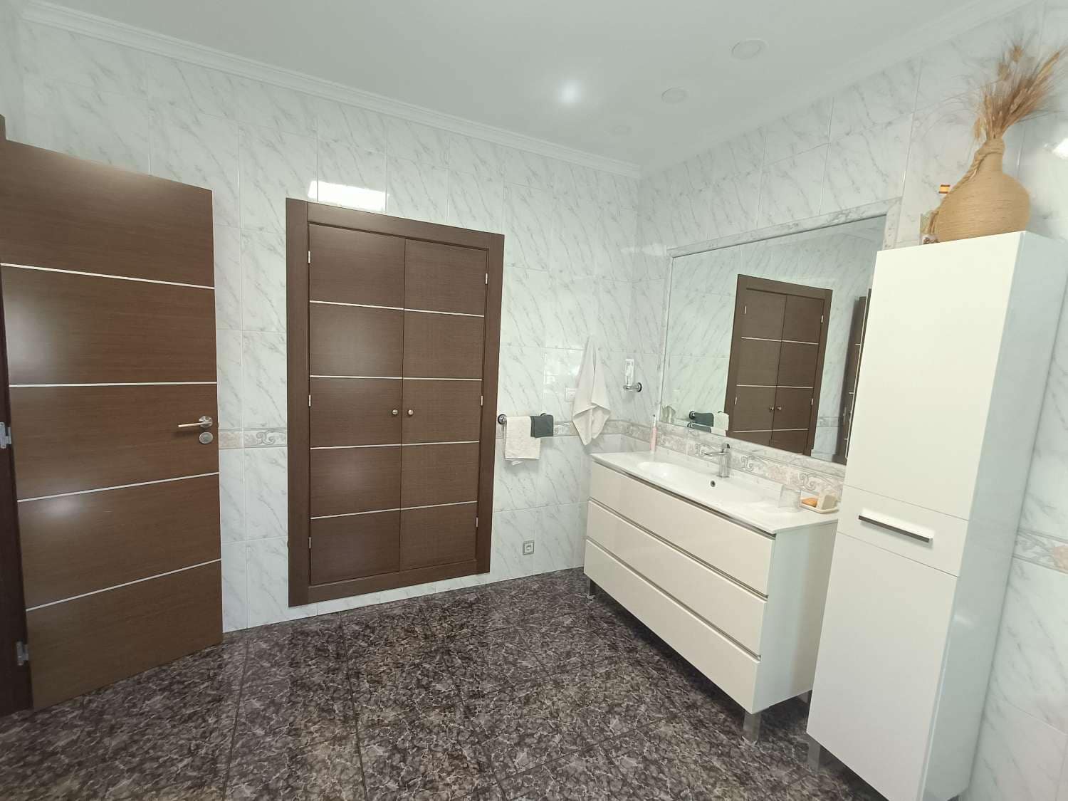 9 Zimmer Finca/Landgut zu verkaufen in Loja mit Pool Garage - 650.000 € (Ref: 10145718)