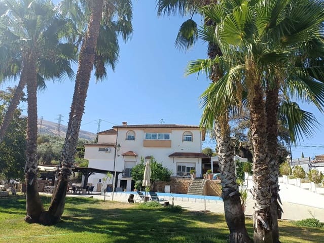 9 Zimmer Finca/Landgut zu verkaufen in Loja mit Pool Garage - 650.000 € (Ref: 10145718)