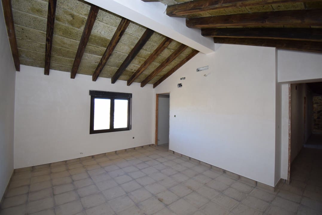 9 soveværelse Finca/Landehus til salg i Montefrio - € 380.000 (Ref: 4847483)