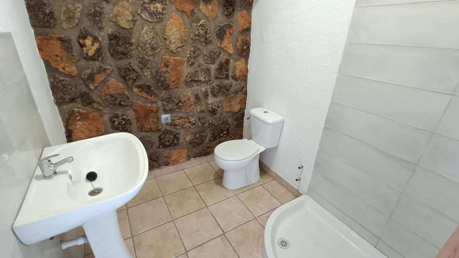 9 soveværelse Finca/Landehus til salg i Montefrio - € 380.000 (Ref: 4847483)