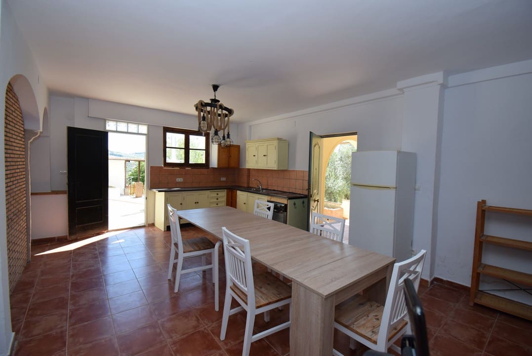 7 sypialnia Finka/Dom wiejski na sprzedaż w Illora z basenem - 299 900 € (Ref: 6258453)