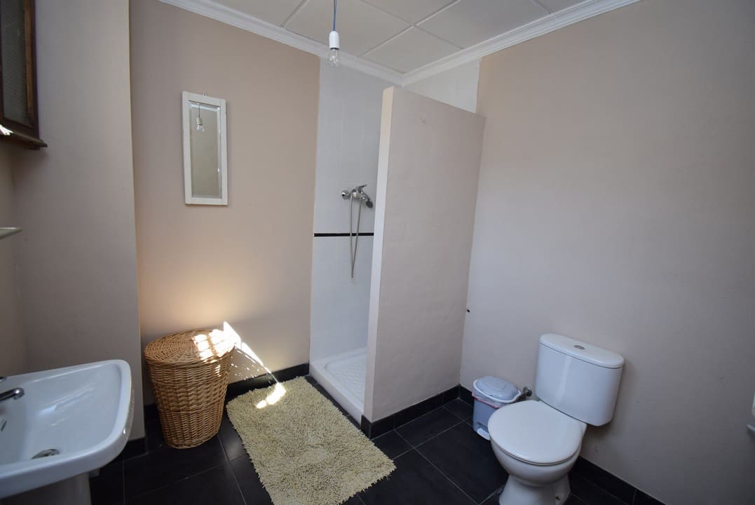 7 sypialnia Finka/Dom wiejski na sprzedaż w Illora z basenem - 299 900 € (Ref: 6258453)