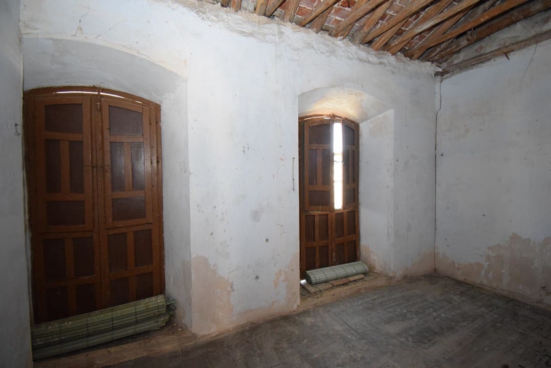 6 soveværelse Byhus til salg i Montefrio - € 90.000 (Ref: 6923940)