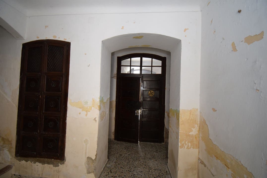 6 soveværelse Byhus til salg i Montefrio - € 90.000 (Ref: 6923940)