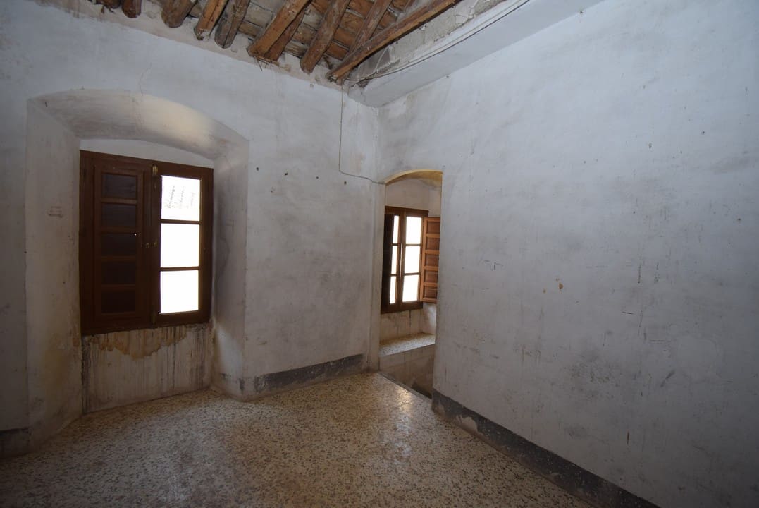 6 soveværelse Byhus til salg i Montefrio - € 90.000 (Ref: 6923940)