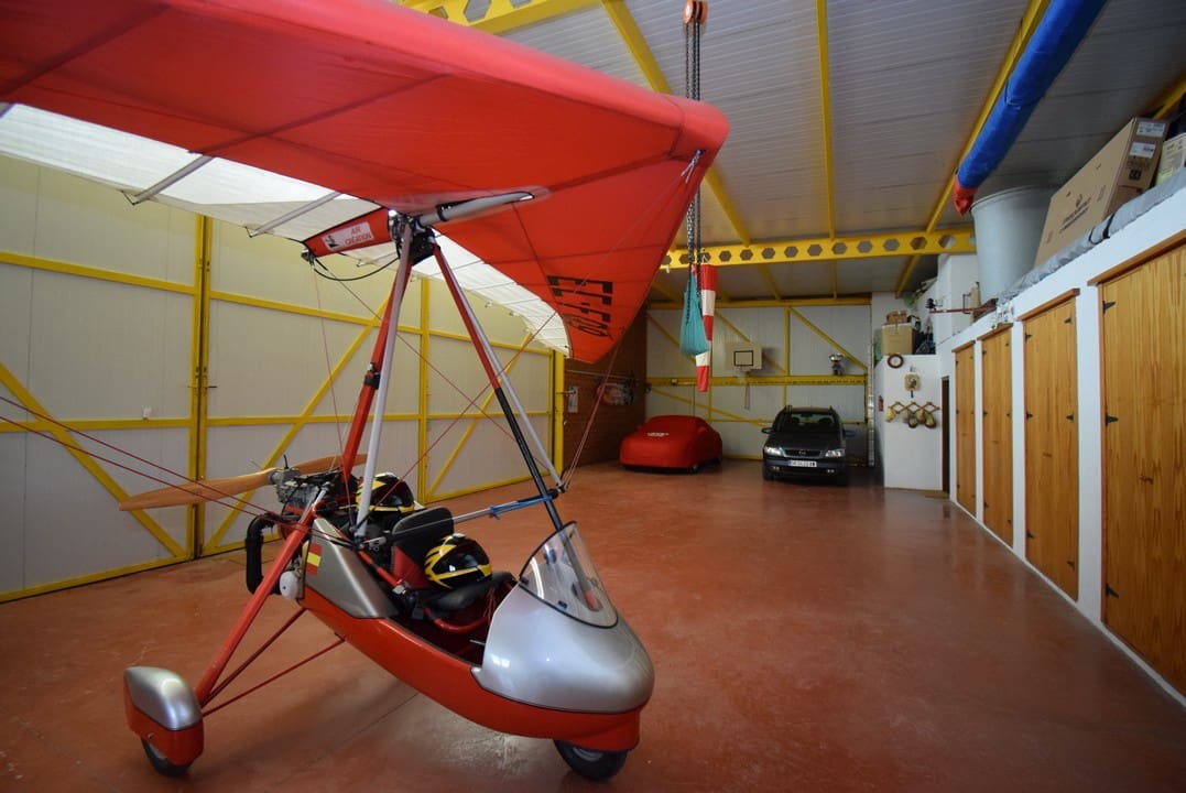 4 soveværelse Finca/Landehus til salg i Loja - € 990.000 (Ref: 7320635)