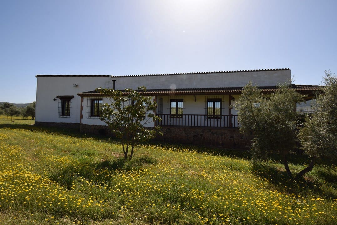 4 soveværelse Finca/Landehus til salg i Loja - € 990.000 (Ref: 7320635)
