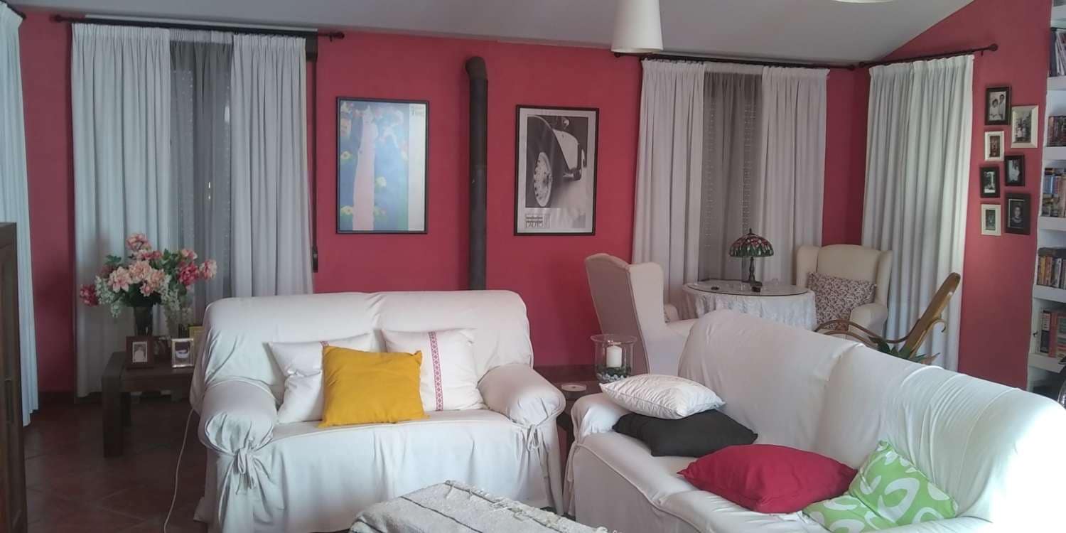 4 soveværelse Finca/Landehus til salg i Loja - € 990.000 (Ref: 7320635)