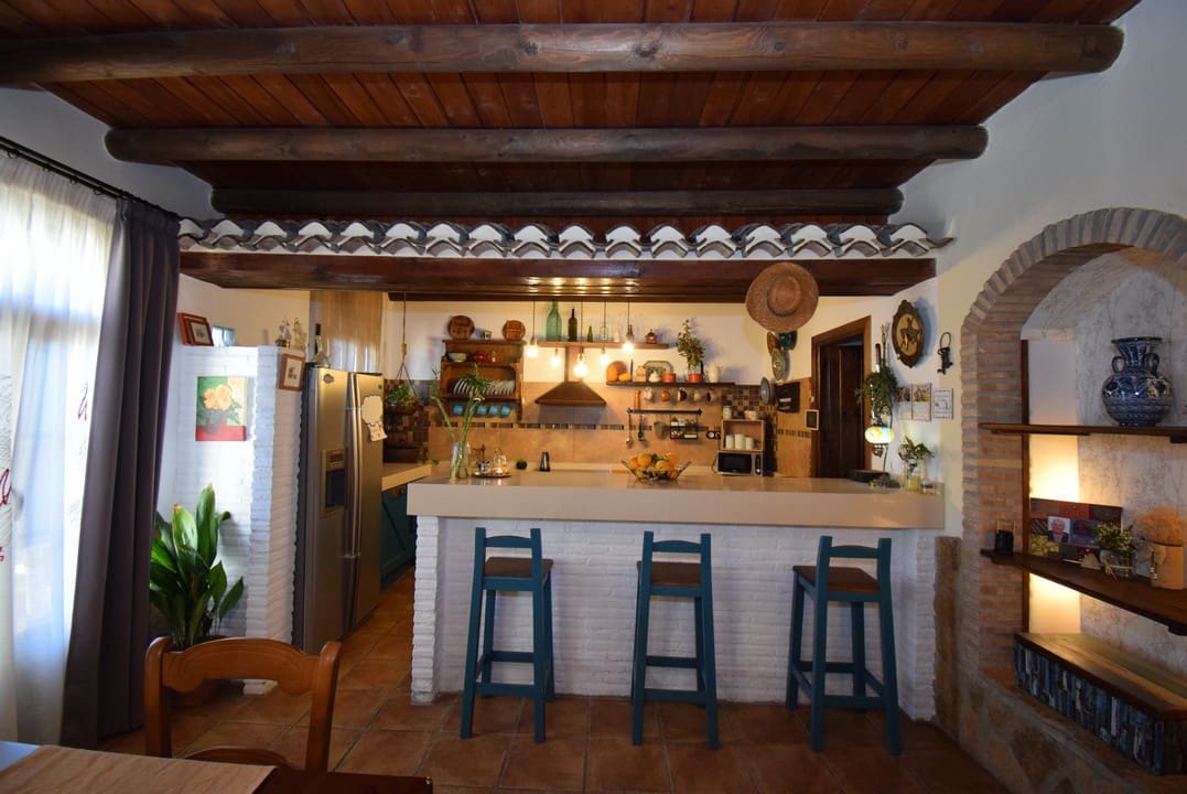 3 soveværelse Finca/Landehus til salg i Moraleda de Zafayona med swimmingpool - € 530.000 (Ref: 7320639)