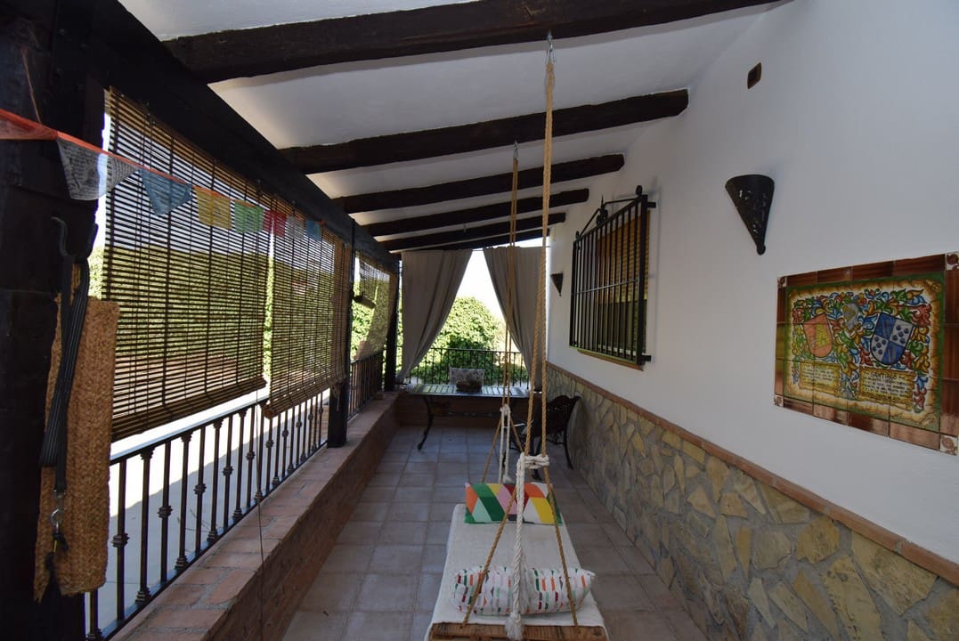 3 soveværelse Finca/Landehus til salg i Moraleda de Zafayona med swimmingpool - € 530.000 (Ref: 7320639)