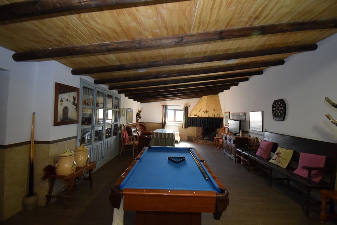 3 soveværelse Finca/Landehus til salg i Moraleda de Zafayona med swimmingpool - € 530.000 (Ref: 7320639)