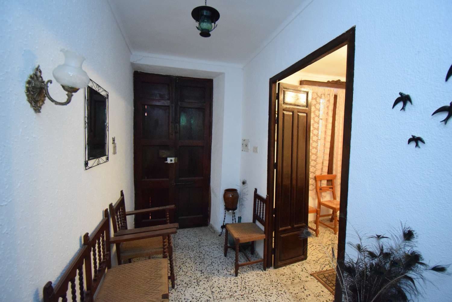 5 soveværelse Byhus til salg i Illora - € 85.000 (Ref: 7320652)