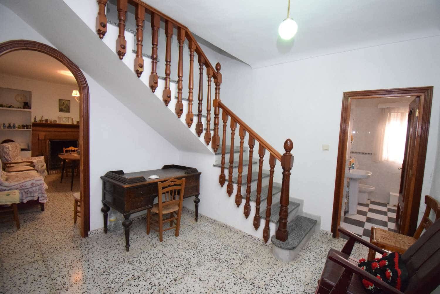 5 soveværelse Byhus til salg i Illora - € 85.000 (Ref: 7320652)