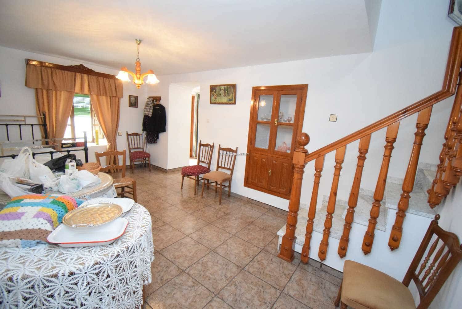 5 soveværelse Byhus til salg i Illora - € 60.000 (Ref: 7499367)