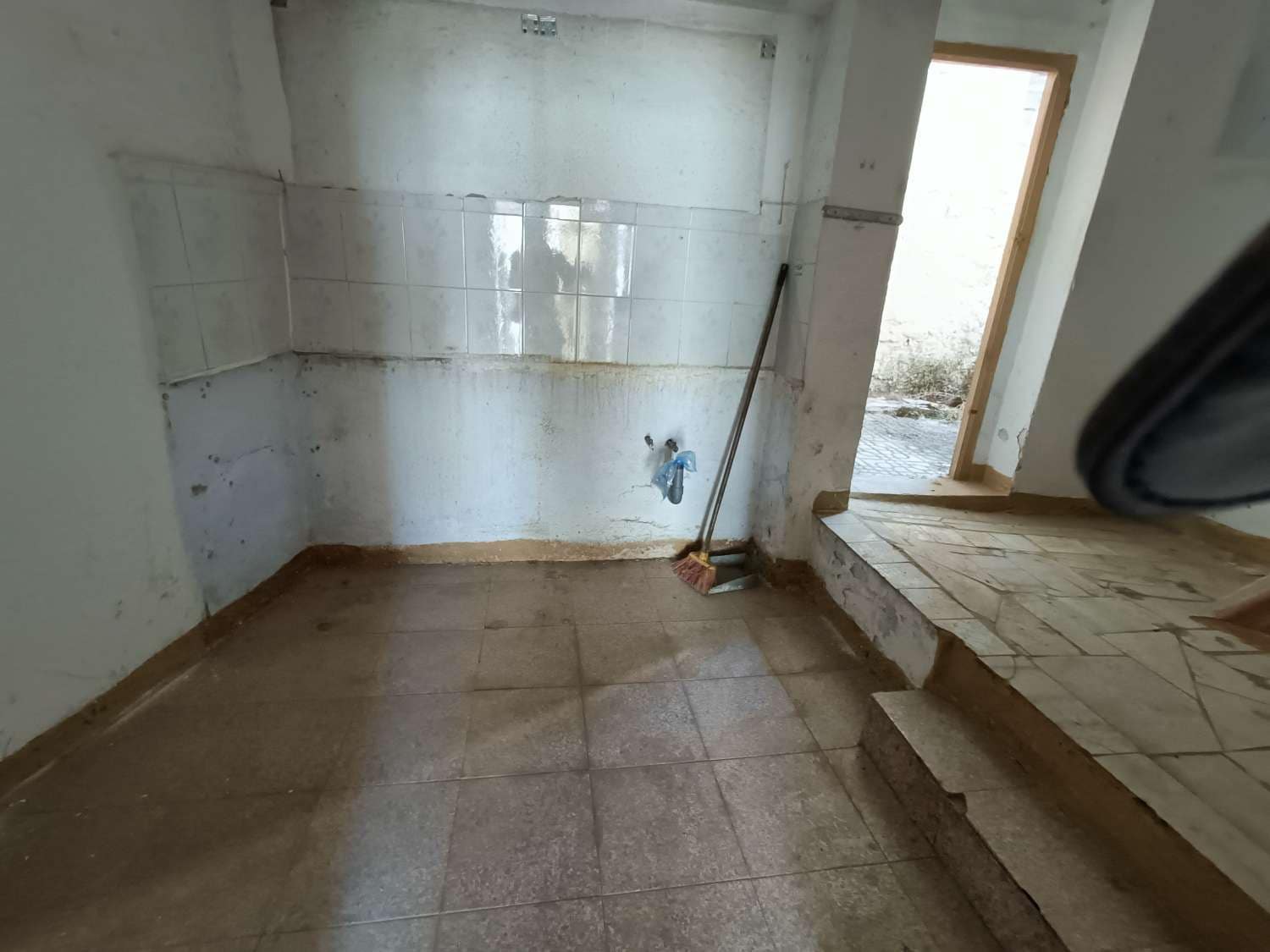 5 soveværelse Byhus til salg i Illora - € 60.000 (Ref: 7499367)