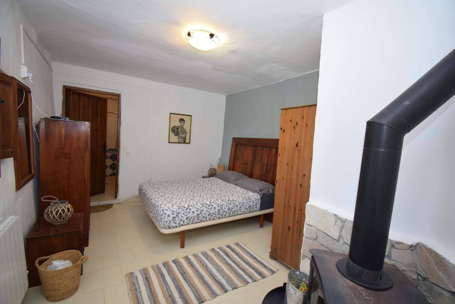 7 soveværelse Finca/Landehus til salg i Montefrio med swimmingpool - € 295.000 (Ref: 7531827)