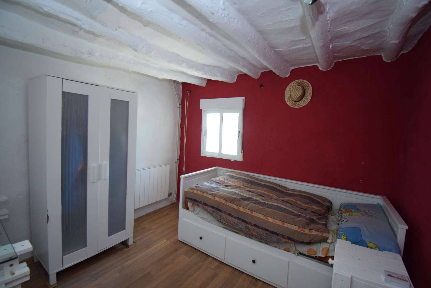 7 soveværelse Finca/Landehus til salg i Montefrio med swimmingpool - € 295.000 (Ref: 7531827)