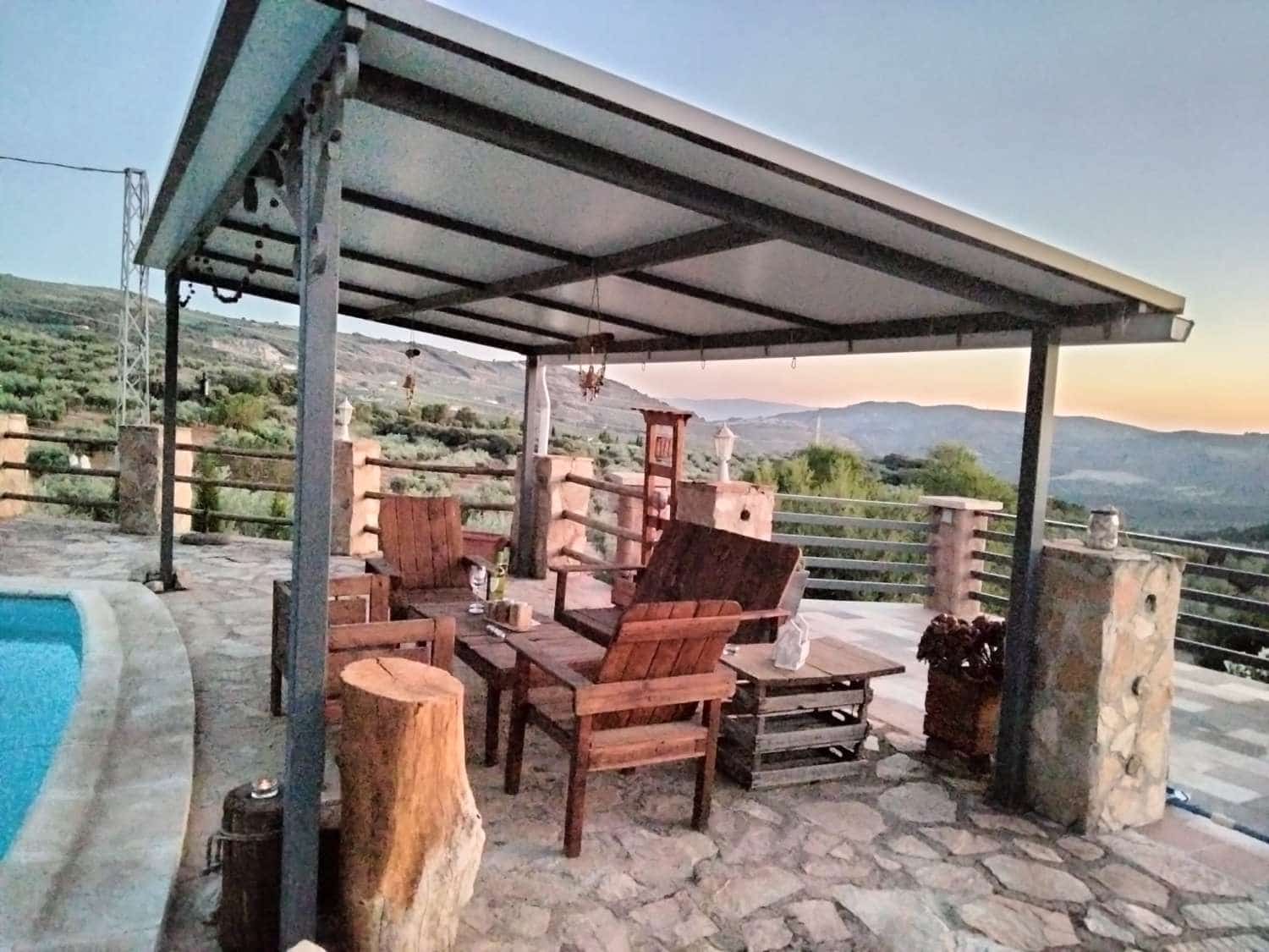 7 soveværelse Finca/Landehus til salg i Montefrio med swimmingpool - € 295.000 (Ref: 7531827)