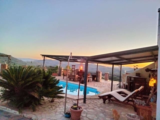 7 soverom Finca/Herregård til salgs i Montefrío med svømmebasseng - € 295 000 (Ref: 7531827)