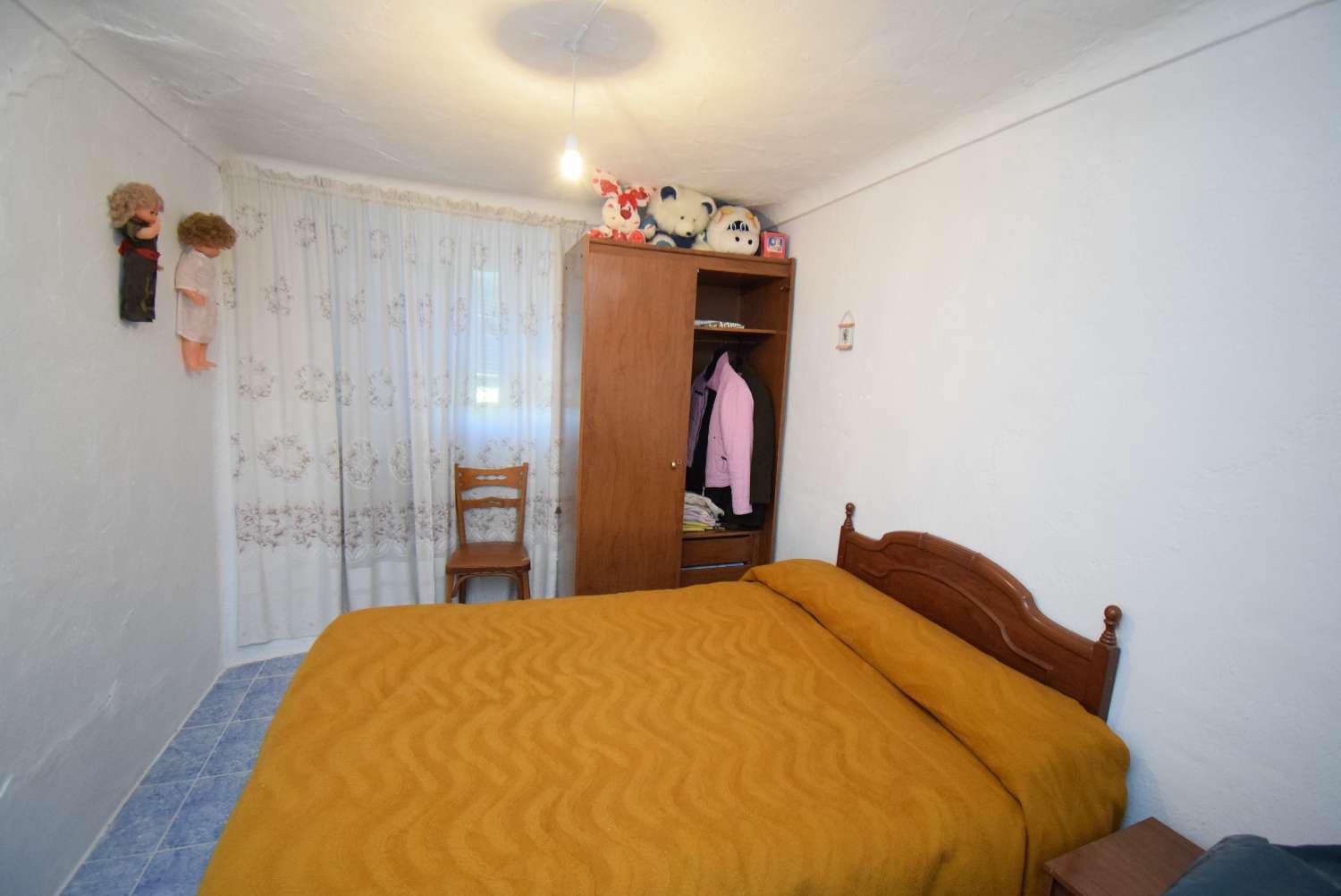 4 soveværelse Finca/Landehus til salg i Loja med garage - € 118.000 (Ref: 7537605)