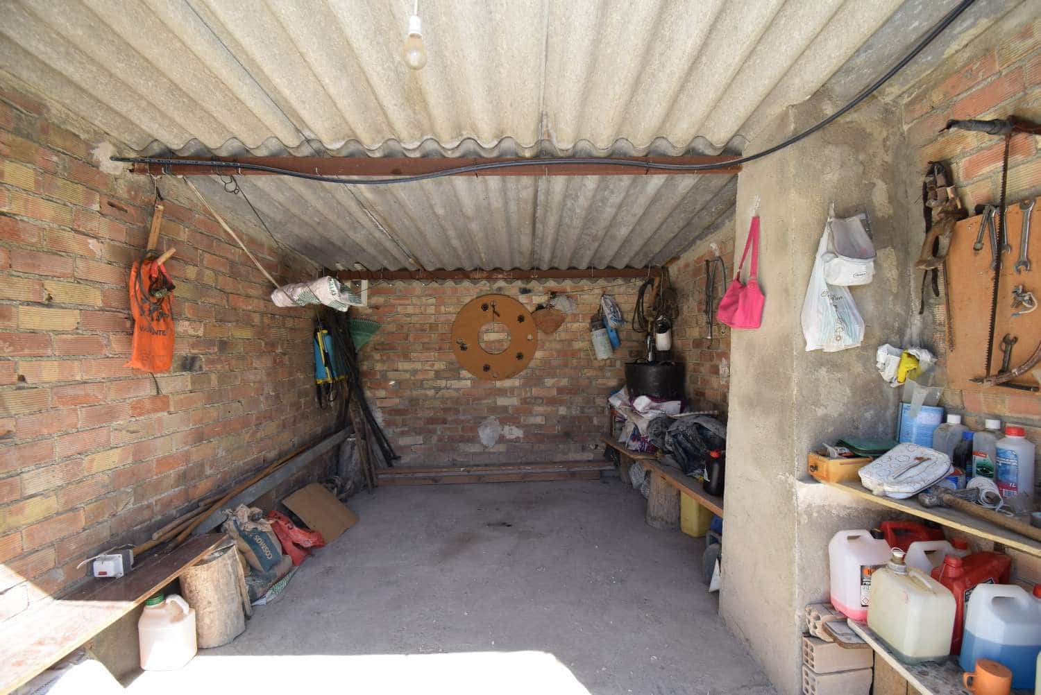 4 soveværelse Finca/Landehus til salg i Loja med garage - € 118.000 (Ref: 7537605)