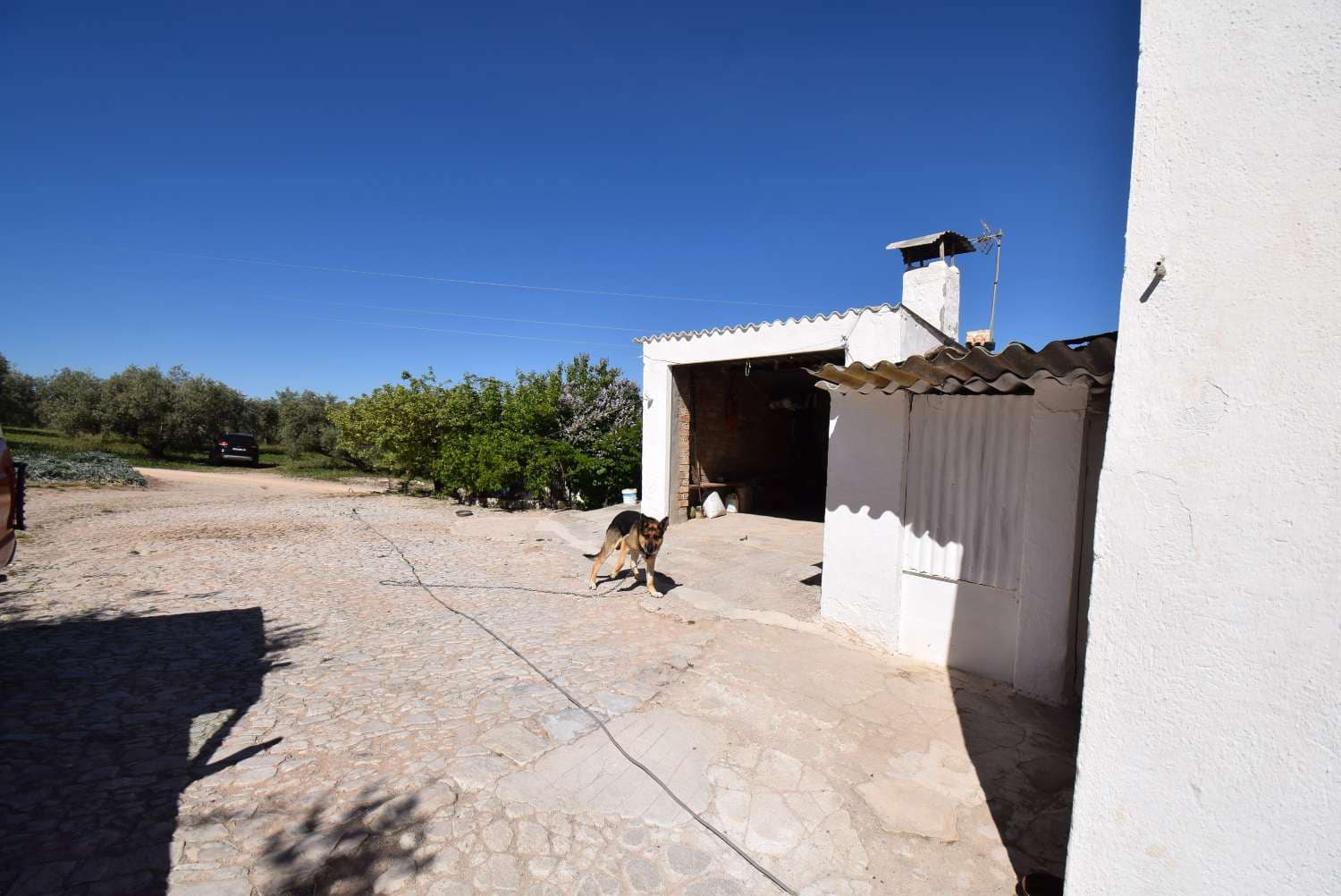 4 soveværelse Finca/Landehus til salg i Loja med garage - € 118.000 (Ref: 7537605)