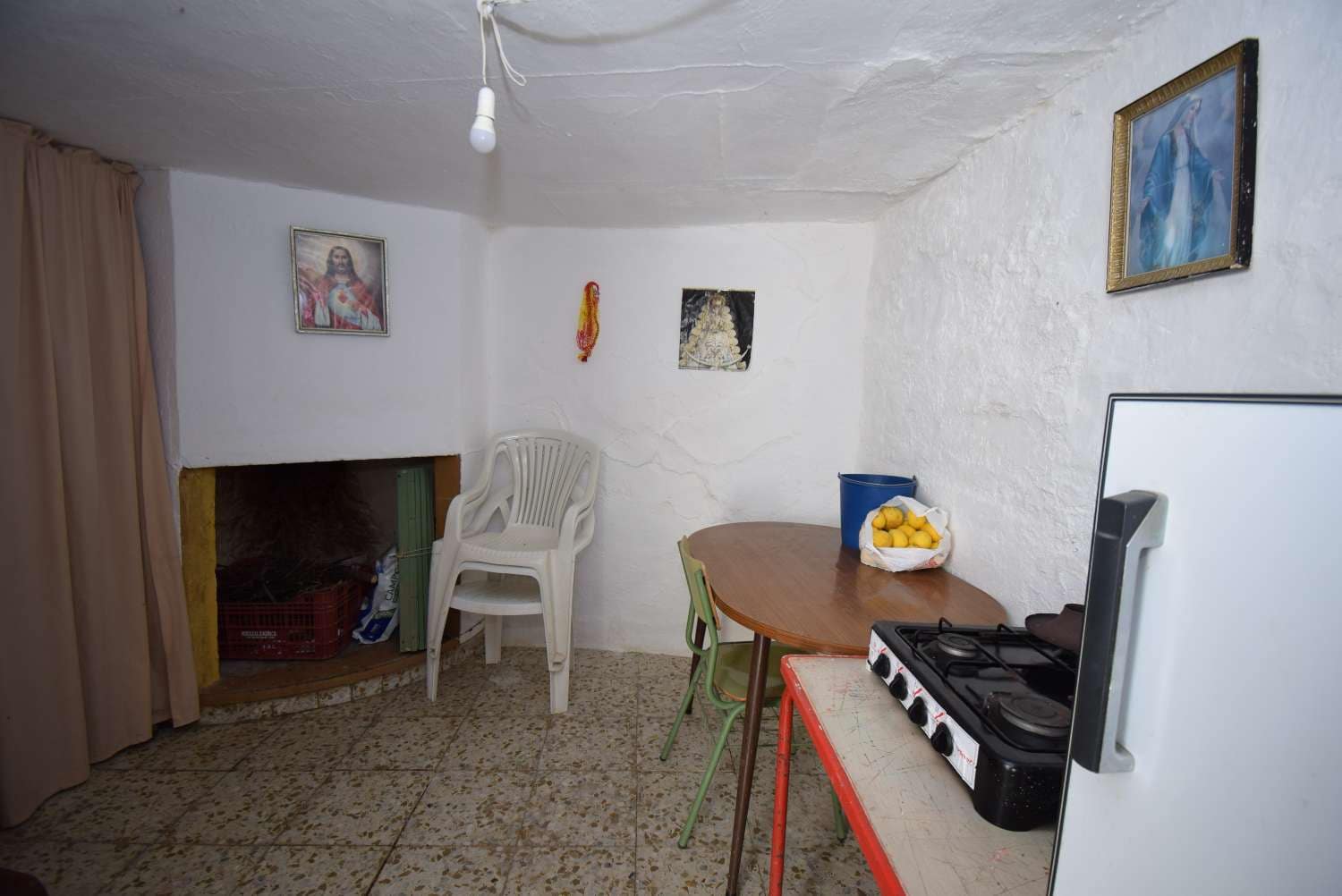 4 soveværelse Finca/Landehus til salg i Loja med garage - € 118.000 (Ref: 7537605)