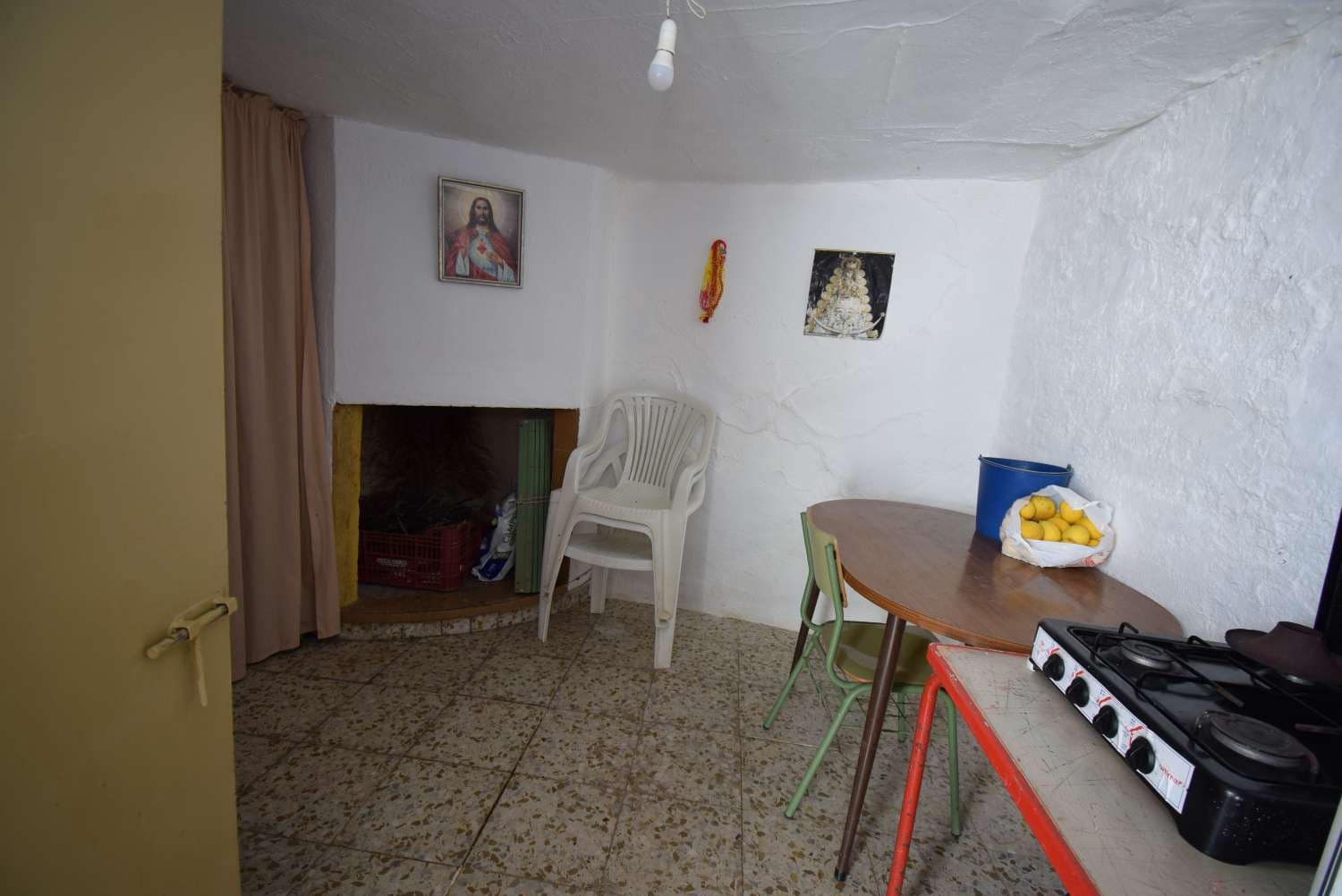 4 soveværelse Finca/Landehus til salg i Loja med garage - € 118.000 (Ref: 7537605)