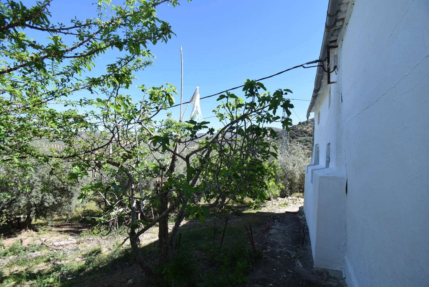 4 soveværelse Finca/Landehus til salg i Loja med garage - € 118.000 (Ref: 7537605)
