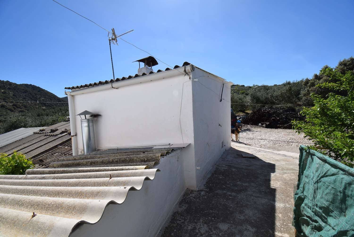 4 soveværelse Finca/Landehus til salg i Loja med garage - € 118.000 (Ref: 7537605)