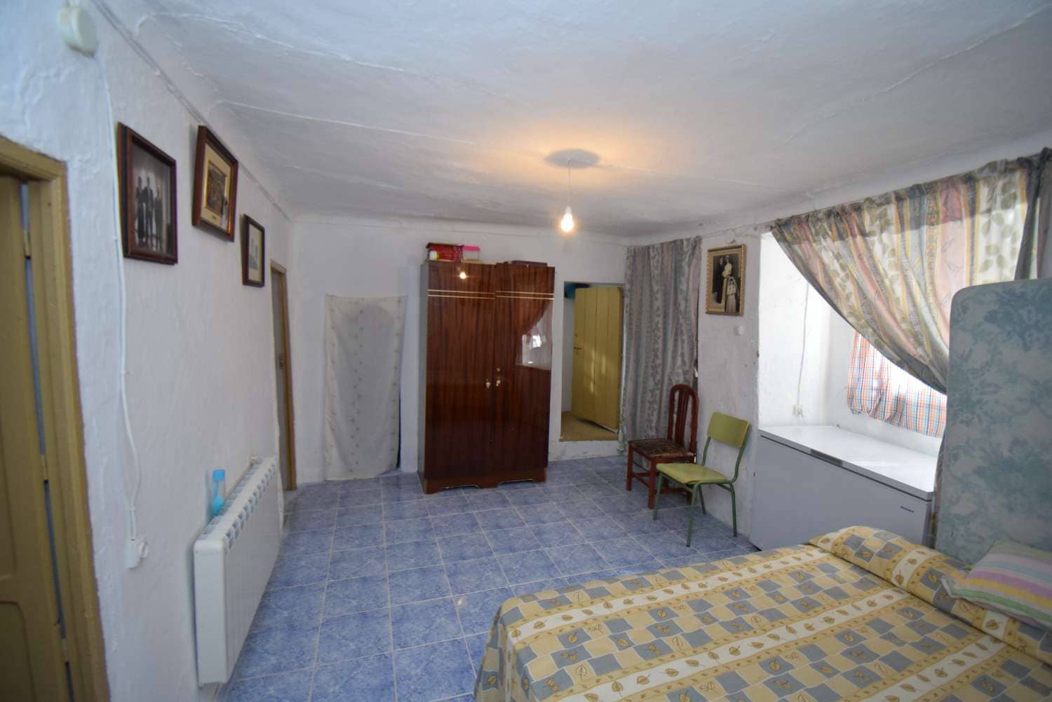 4 soveværelse Finca/Landehus til salg i Loja med garage - € 118.000 (Ref: 7537605)