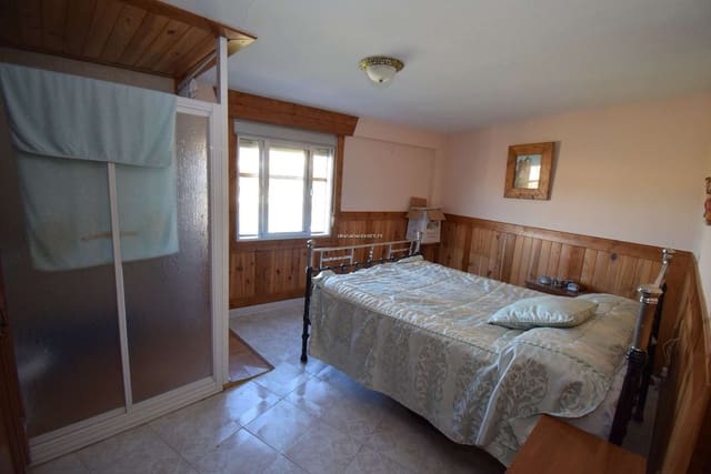 4 soveværelse Byhus til salg i Montefrío - € 75.000 (Ref: 7748837)