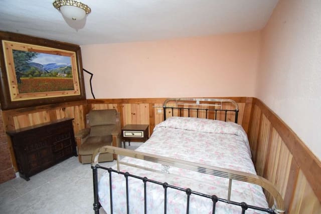 4 soveværelse Byhus til salg i Montefrío - € 75.000 (Ref: 7748837)