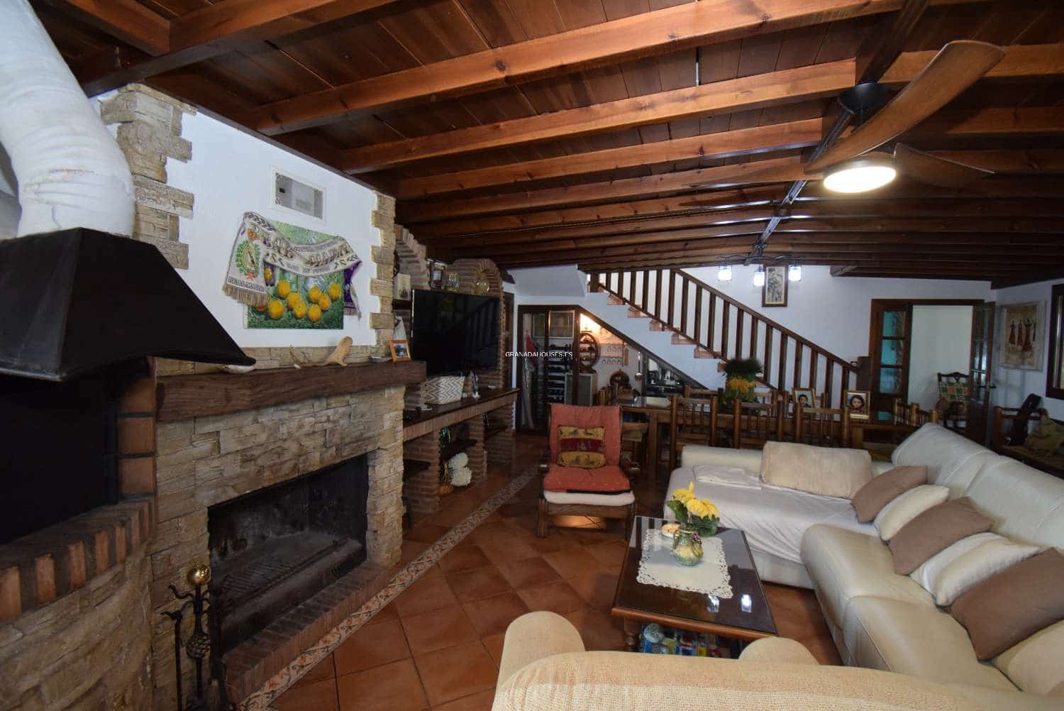 3 soverom Finca/Herregård til salgs i Moraleda de Zafayona med svømmebasseng - € 585 000 (Ref: 7748841)