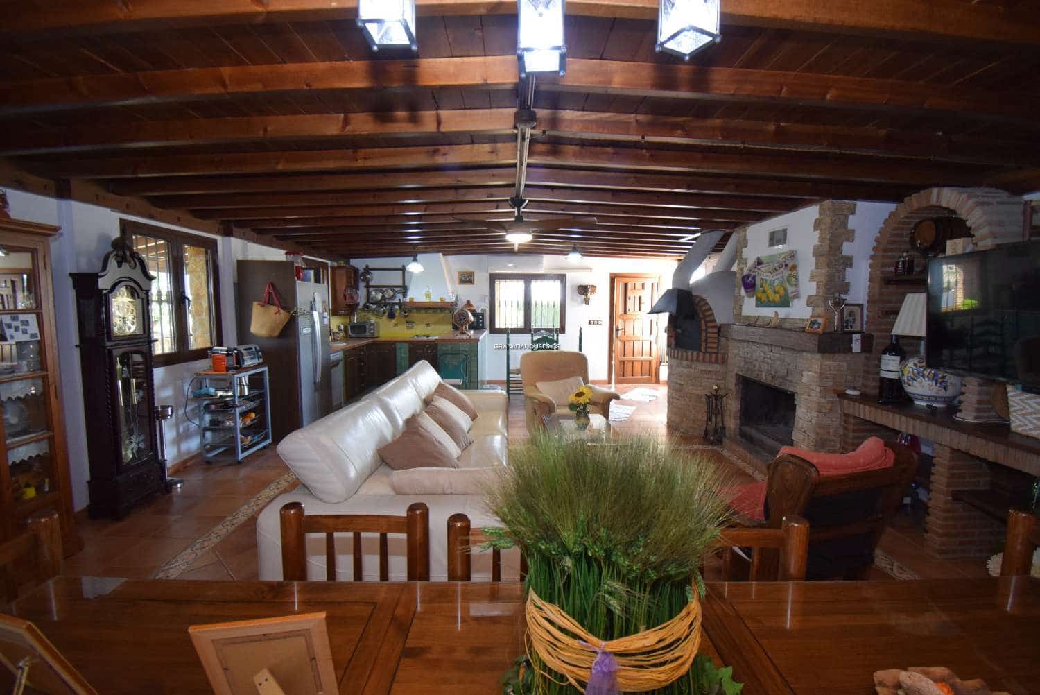 3 soverom Finca/Herregård til salgs i Moraleda de Zafayona med svømmebasseng - € 585 000 (Ref: 7748841)