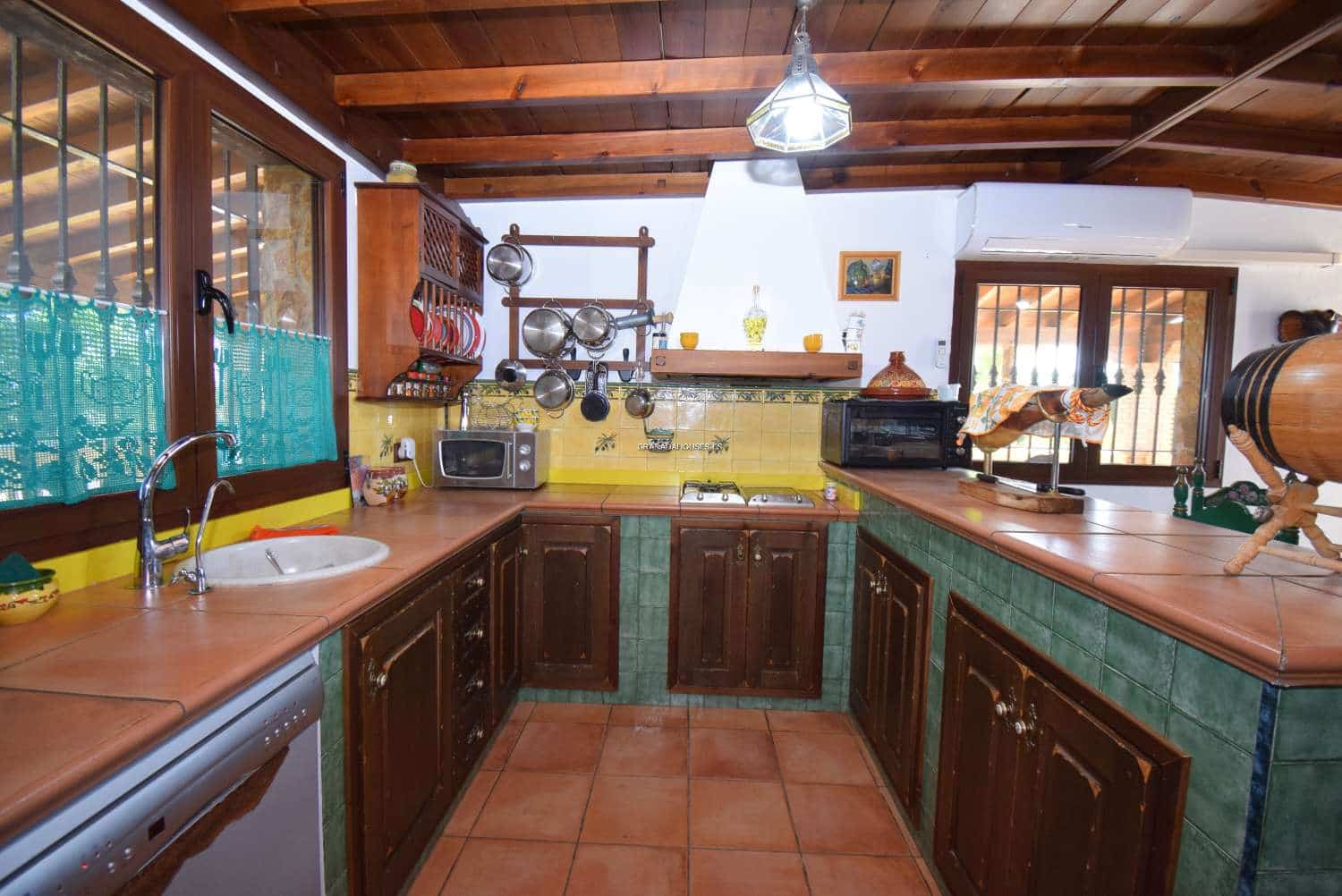 3 soverom Finca/Herregård til salgs i Moraleda de Zafayona med svømmebasseng - € 585 000 (Ref: 7748841)