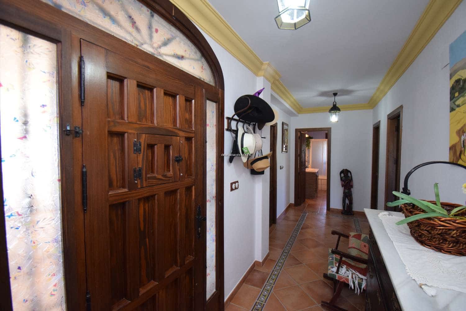 3 soverom Finca/Herregård til salgs i Moraleda de Zafayona med svømmebasseng - € 585 000 (Ref: 7748841)