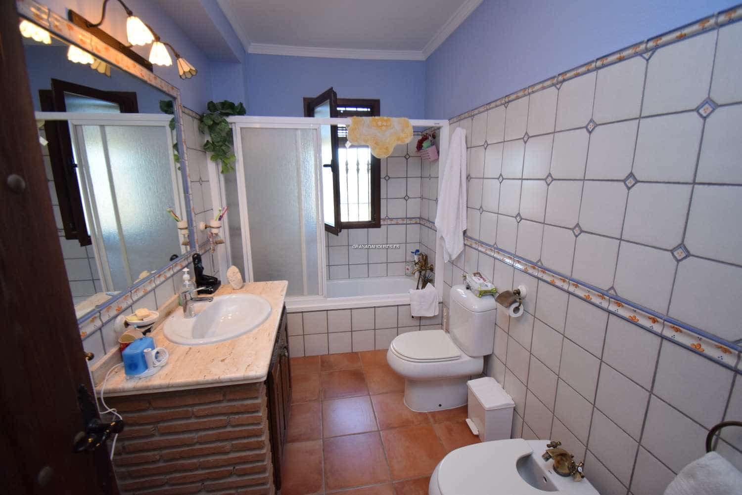 3 soverom Finca/Herregård til salgs i Moraleda de Zafayona med svømmebasseng - € 585 000 (Ref: 7748841)