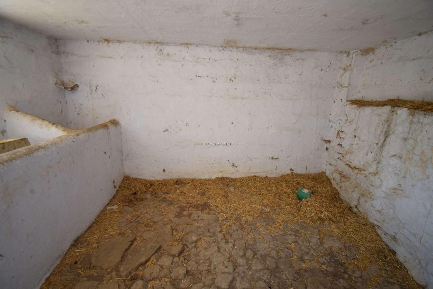 4 soverom Finca/Herregård til salgs i Algarinejo med garasje - € 75 000 (Ref: 7760462)