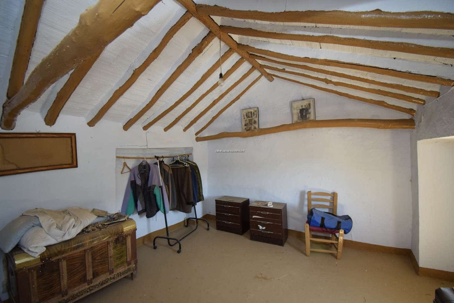 4 soverom Finca/Herregård til salgs i Algarinejo med garasje - € 75 000 (Ref: 7760462)