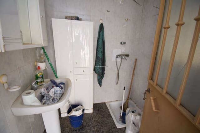 4 soverom Finca/Herregård til salgs i Algarinejo med garasje - € 75 000 (Ref: 7760462)