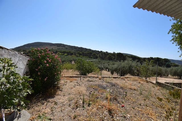 4 soverom Finca/Herregård til salgs i Algarinejo med garasje - € 75 000 (Ref: 7760462)