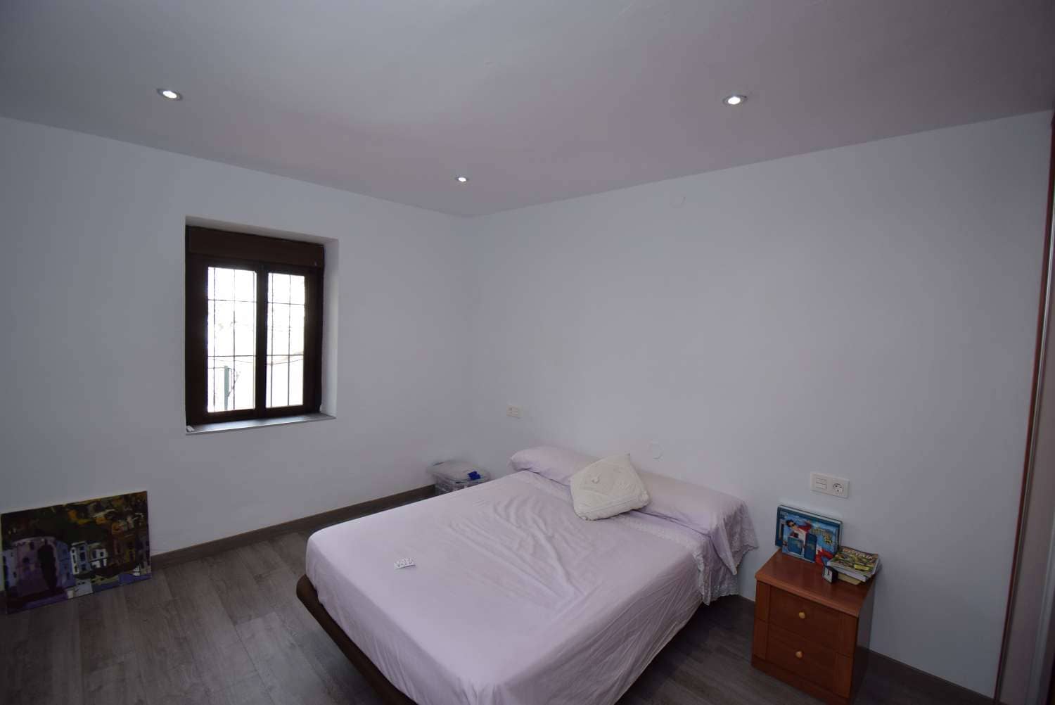 6 soveværelse Finca/Landehus til salg i Montefrio med swimmingpool - € 649.000 (Ref: 7857976)