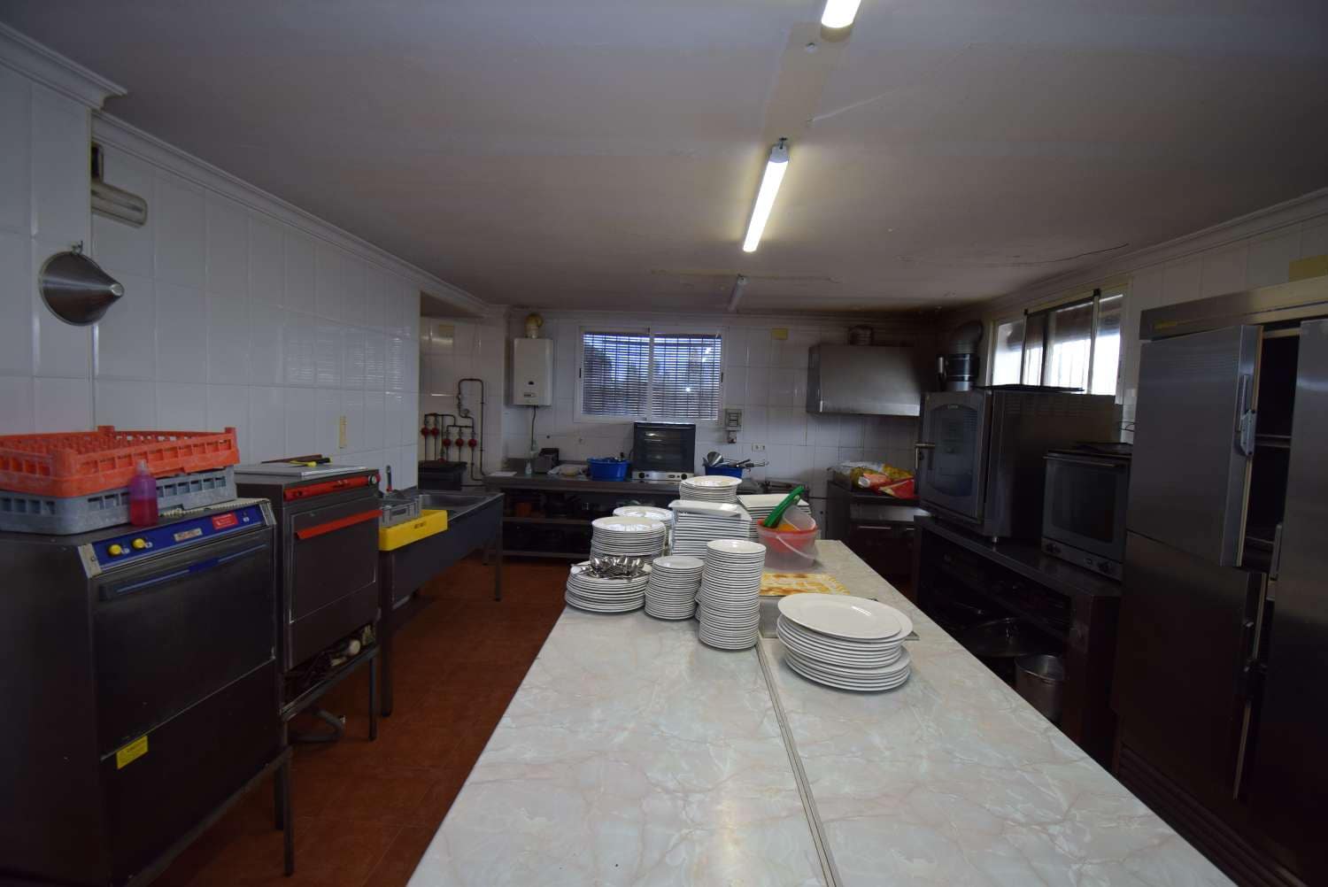 6 soveværelse Finca/Landehus til salg i Montefrio med swimmingpool - € 649.000 (Ref: 7857976)