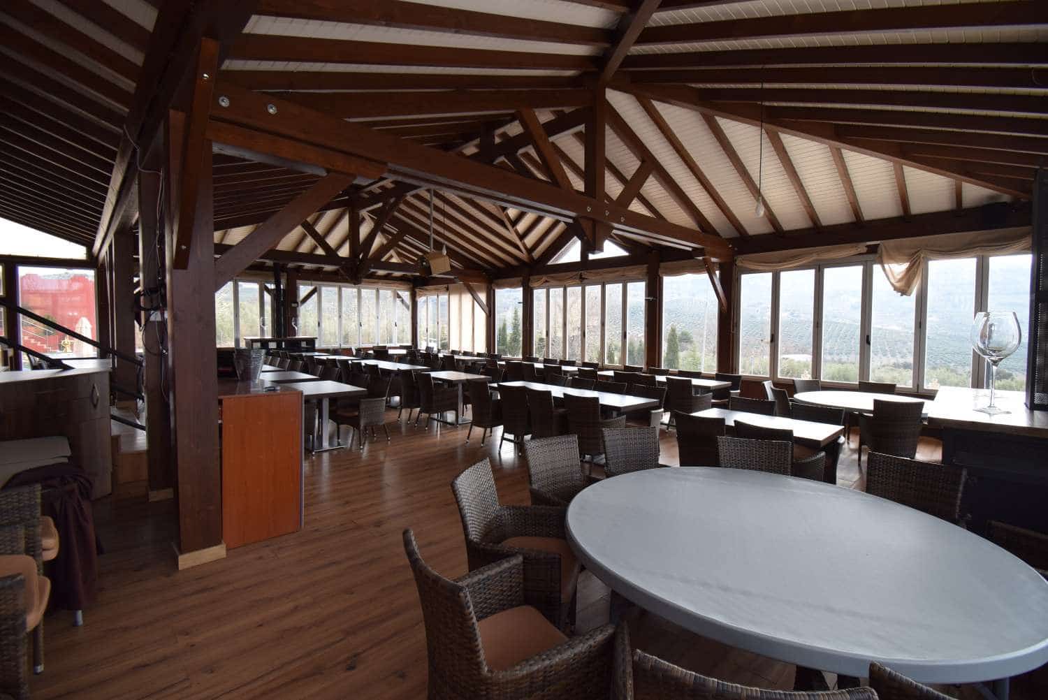 6 soveværelse Finca/Landehus til salg i Montefrio med swimmingpool - € 649.000 (Ref: 7857976)